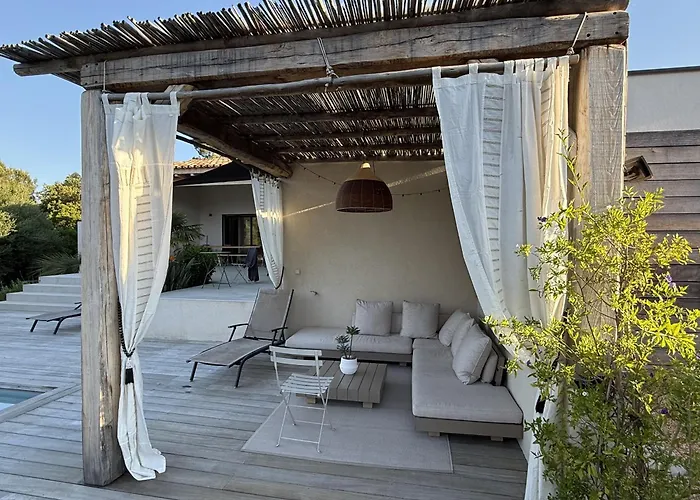 Suara Villa Pinarellu