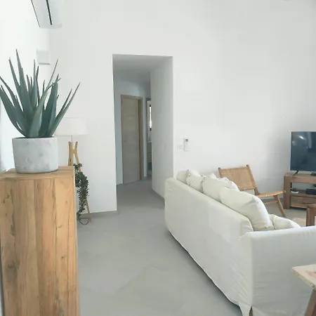 Suara Villa